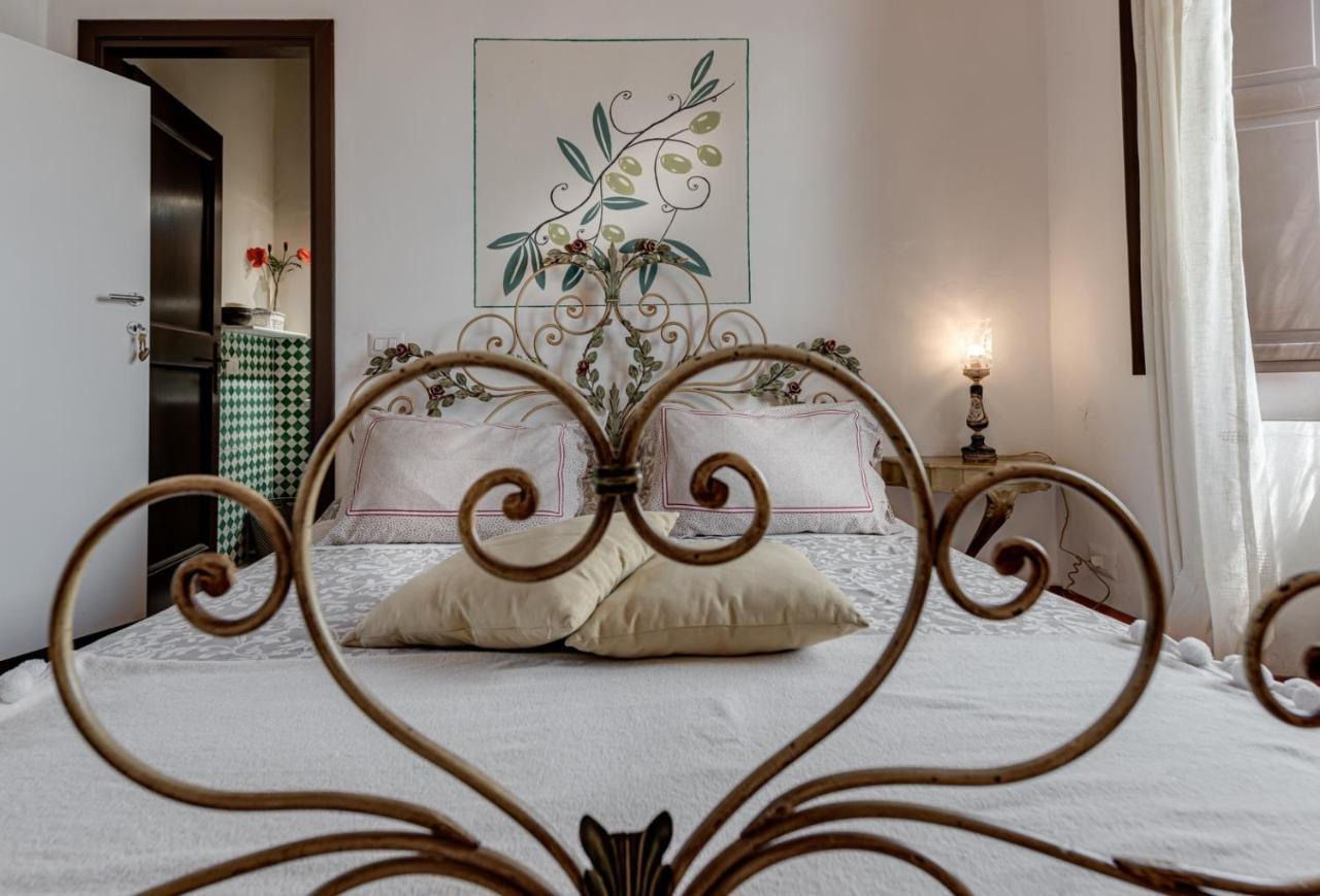 B&B Le Torri Di Firenze フィエーゾレ エクステリア 写真