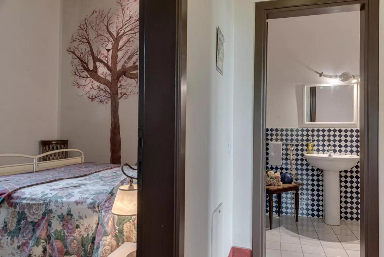 B&B Le Torri Di Firenze フィエーゾレ エクステリア 写真
